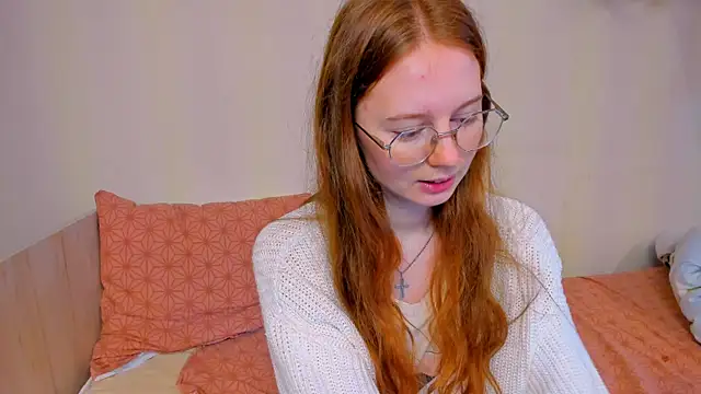 Fire Luna online show from December 3, 7:44 am