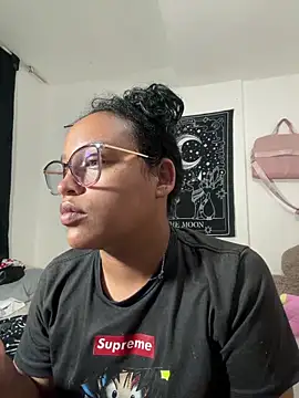 angela angels  online show from March 13, 8:04 am