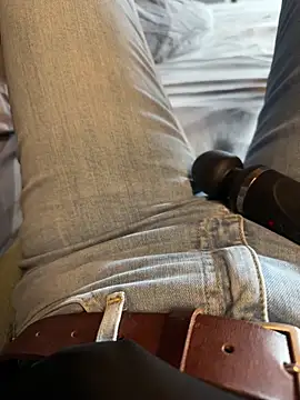 Ana-05 online show from February 7, 1:15 pm