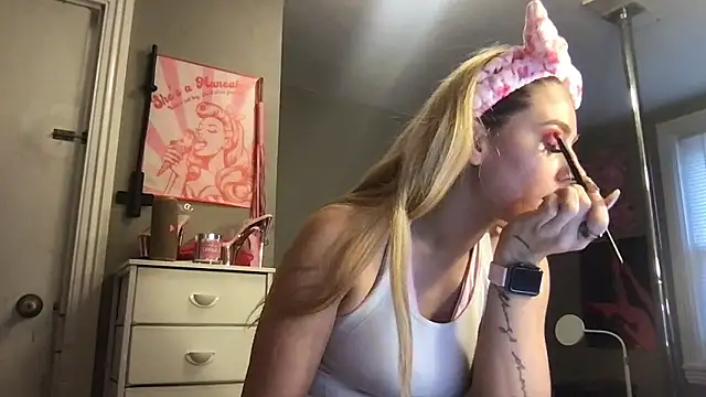 lexybabyxo online show from January 6, 1:26 pm