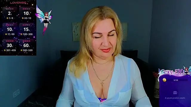 Lili Crossi online show from February 2, 6:56 am