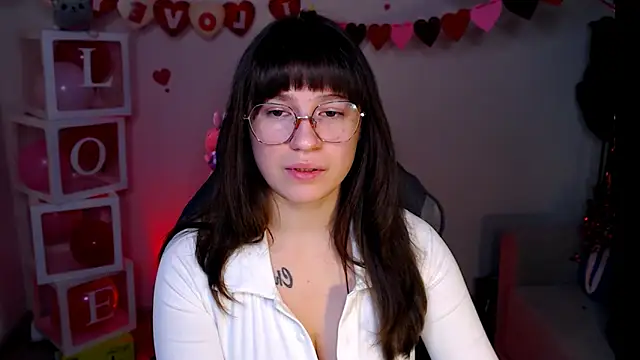 M Sensual online show from February 12, 5:09 am