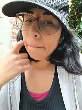 MirandaSingle online show from May 27, 2:03 pm