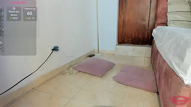 lou rosse  online show from September 23, 9:13 pm