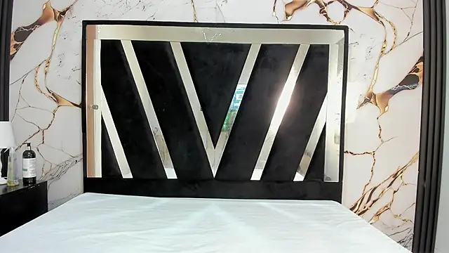 KarinaSimonz online show from November 18, 8:21 pm