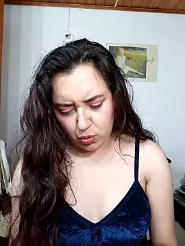 Emi chik online show from October 22, 10:53 am