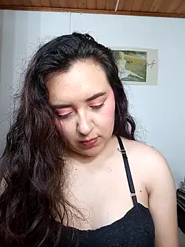 Emi chik online show from September 25, 11:09 am