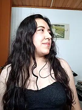 Emi chik online show from November 25, 10:50 am