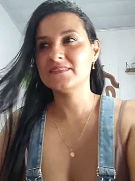 elena jonees online show from September 15, 7:43 pm