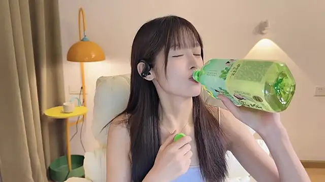 xiaodaibabyy online show from September 14, 1:20 pm