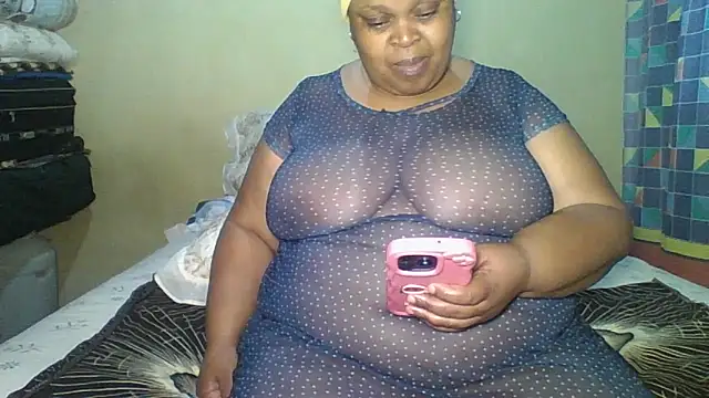 9voluptiustits online show from April 25, 3:31 pm