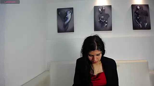 Harmony Hills online show from April 6, 1:45 pm