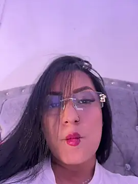 missycanoo online show from June 25, 2:22 am