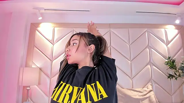 NairobiLee online show from April 10, 12:55 pm