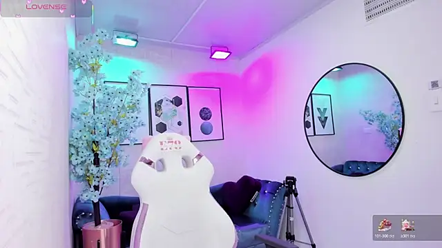 Tiara rr online show from March 21, 3:44 am