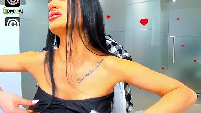 Queenrafaella online show from March 6, 1:17 pm