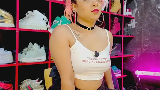 Indianbrownie online show from March 25, 3:26 pm