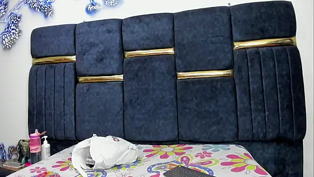 skaysanchez1 online show from March 23, 7:31 pm