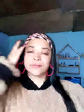 Elvishcassie  online show from November 27, 1:47 pm