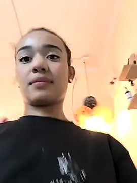 evafoxs online show from October 20, 9:29 pm