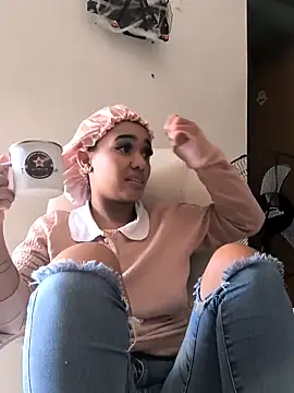 evafoxs online show from October 17, 8:12 pm