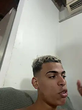 Leo bunny hot online show from May 10, 10:45 pm