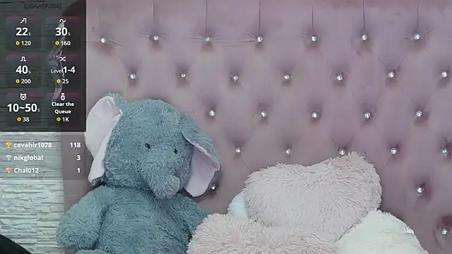 SophiaStarr online show from September 13, 8:50 pm