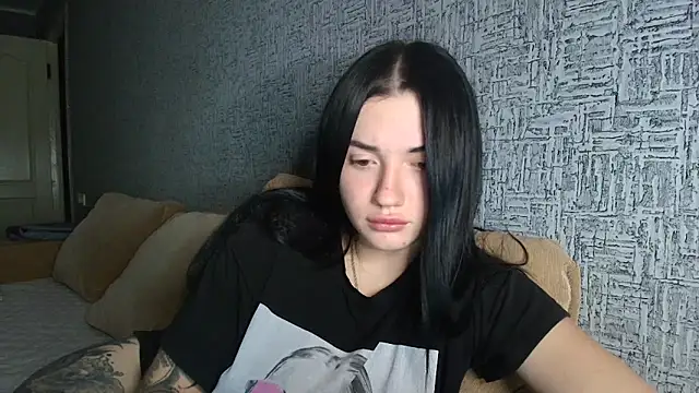 Liana diva online show from January 15, 8:15 pm