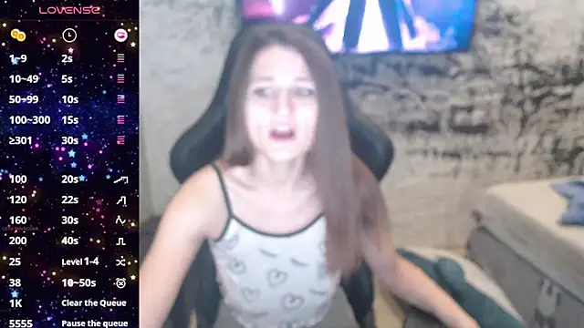 PamelaYoun online show from November 9, 2:35 pm