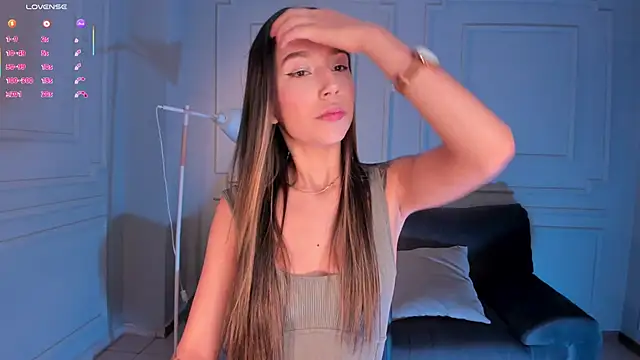 TaraLawrence online show from December 17, 3:54 am