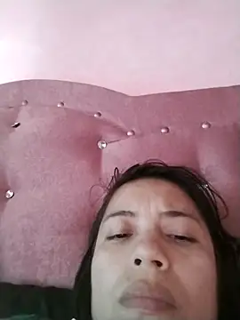 lisseth online show from July 1, 9:47 pm