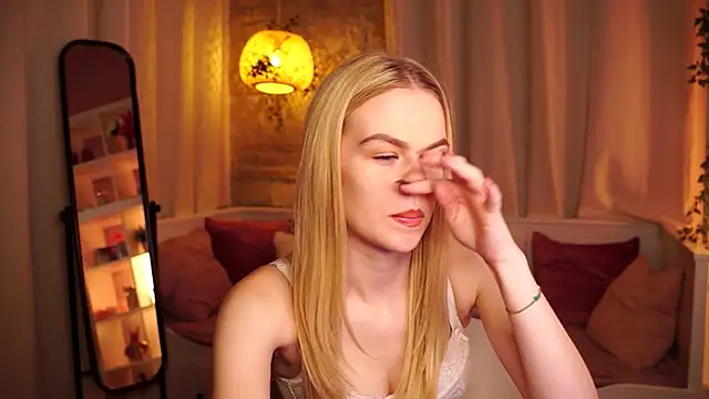 sn0w barbie online show from September 23, 8:45 am