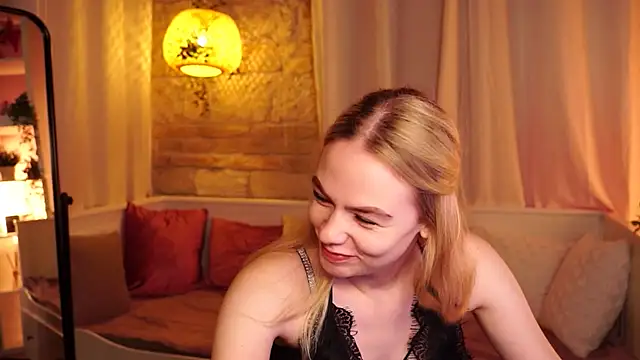 sn0w barbie online show from October 7, 9:25 am