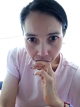 KimPielCanela online show from October 2, 5:29 pm