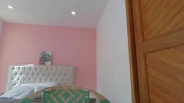 Gabycutee online show from February 6, 8:12 pm