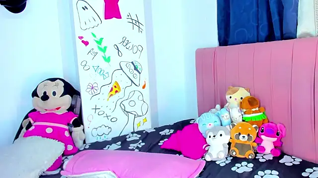 bloom444 online show from September 20, 2:21 am