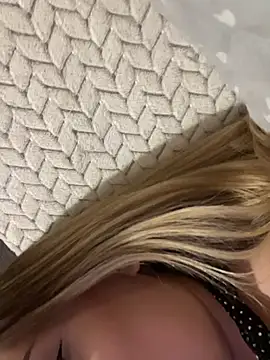 Alisa Rise online show from May 1, 9:51 pm