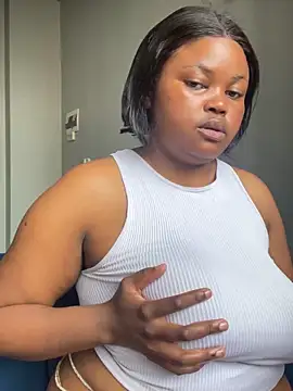 Curveysinaa online show from November 3, 2:10 pm