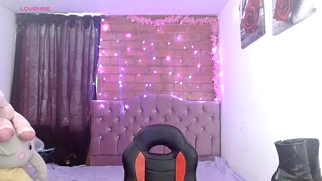 Racy Angel online show from November 27, 9:06 pm