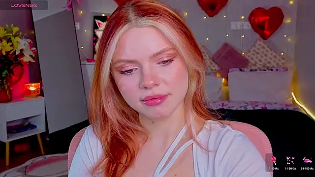 Red  Candy online show from February 17, 3:33 pm