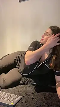 kamel-ayesha online show from November 15, 2:29 pm