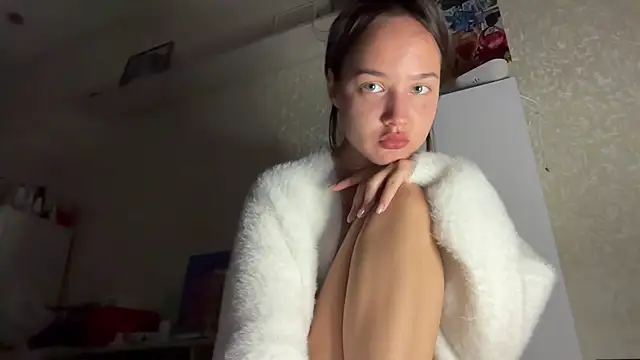 milkyWeyy online show from October 24, 7:21 pm