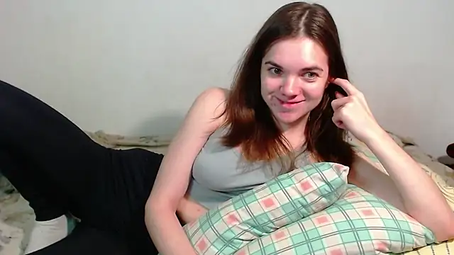 SallyMkn online show from March 27, 5:57 pm