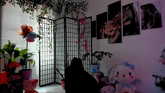 julyana  online show from November 8, 5:18 pm