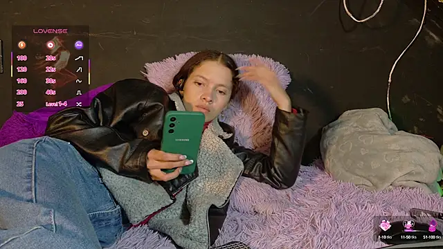 sweetdam12 online show from September 17, 8:29 pm