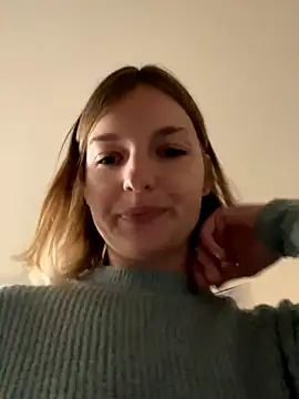 vilaineblonde online show from October 28, 1:39 pm