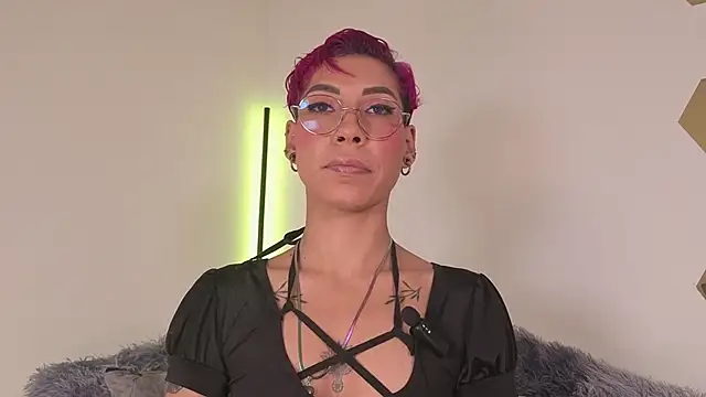 MiaMorgan  online show from November 24, 1:24 pm