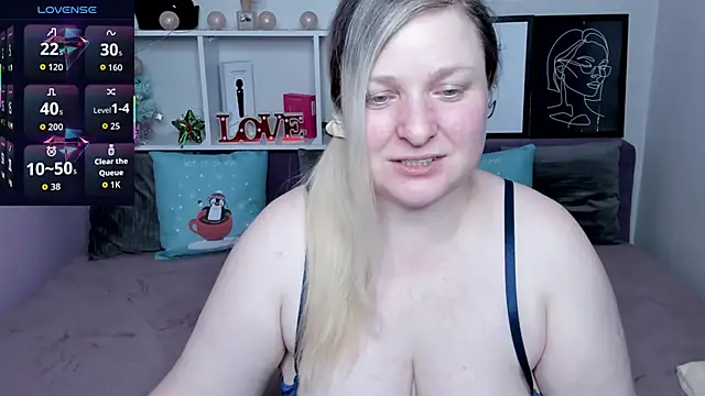 AnnaXCherri online show from December 23, 2:37 am