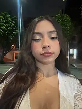 Emily Clark1 online show from March 2, 3:06 am