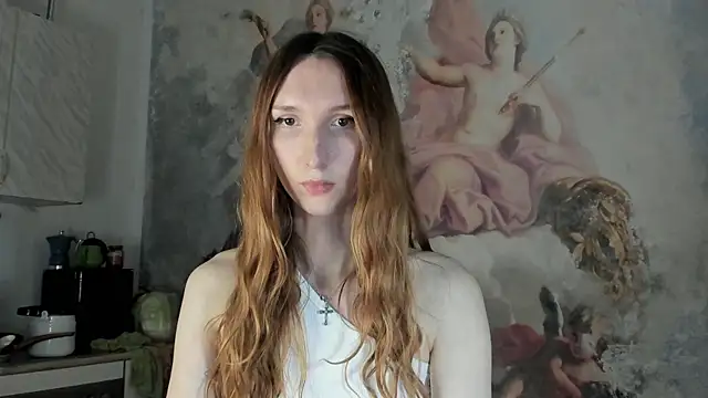 LisaIcon online show from May 7, 3:38 pm